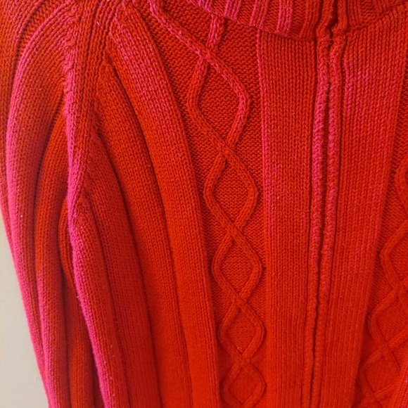 Red knit zip up sweater - Picture 3 of 9